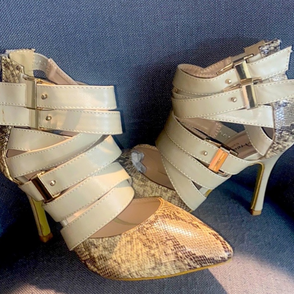 Heart’s Collection brand new high heeled pumps size 6 - Picture 5 of 7